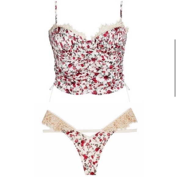 VS For love & Lemons Melrose